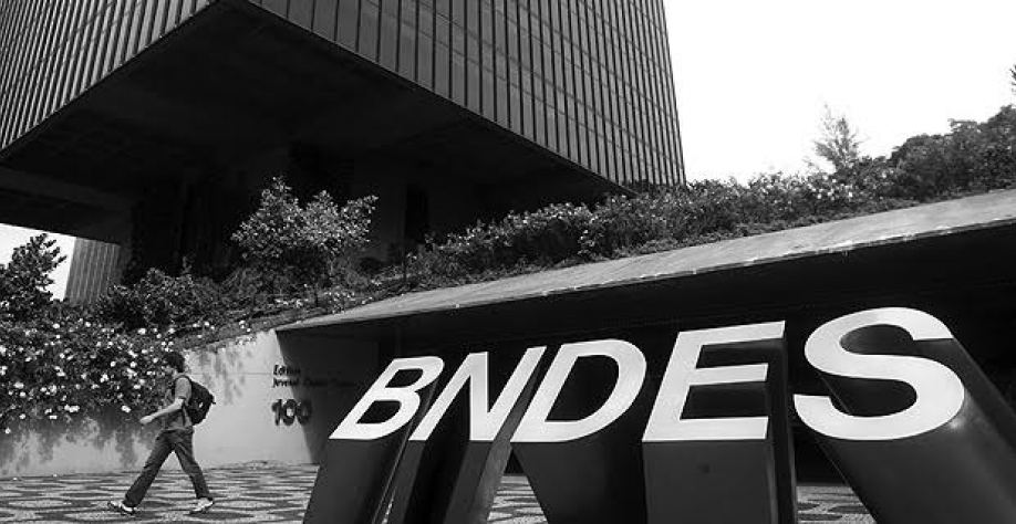 BNDES corre risco de calote de US$ 2 bi de Angola, Venezuela e Moçambique