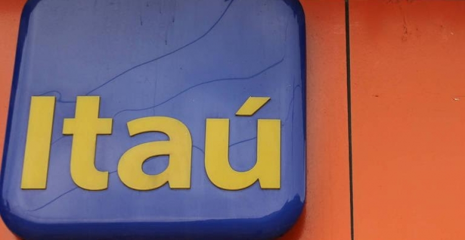 Logo da agência do Itau em agência no Rio de Janeiro