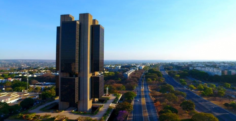 Com recuo dos juros pelo Banco Central, analistas veem queda no lucro dos bancos