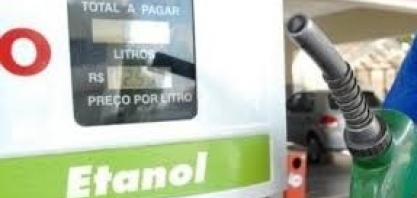 Oferta de etanol até março será 25% maior, mas demanda elevará preço 