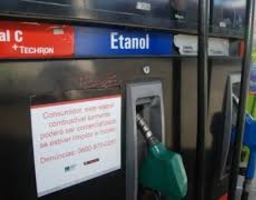 Etanol segue competitivo com gasolina em cinco Estados  Etanol