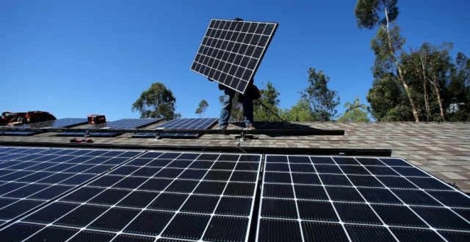 Brasil supera 500 mil conexões de energia solar de geração própria