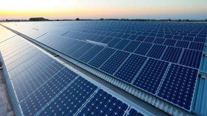 Capacidade de energia solar no Brasil deve crescer 42% em 2023, a 34 GW