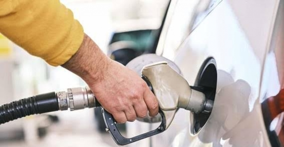 Postos já começam a receber diesel mais barato com tributo federal zerado