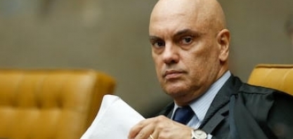 Alexandre de Moraes faz papel de corregedor-universal do jornalismo