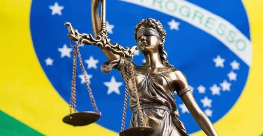 Gasto com tribunais de Justiça no Brasil é 4 vezes a média internacional